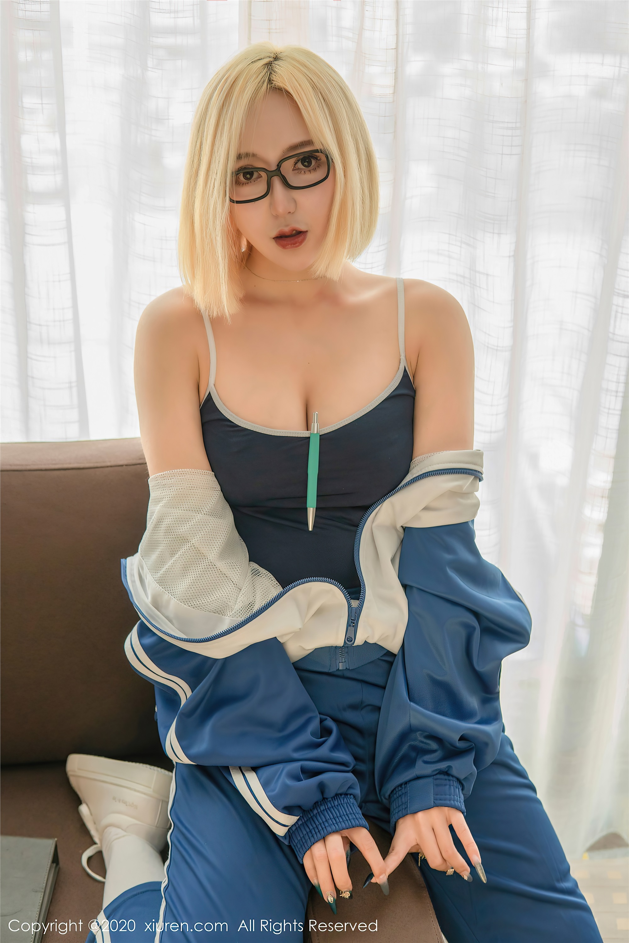 XiuRen秀人网  2020.12.28 No.2945 文静儿